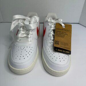 Woman's Nike Court Vision Low